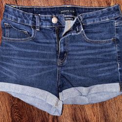 Denim Shorts (Blue)