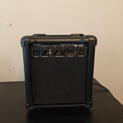 12W Esteban G-10 guitar amplifier