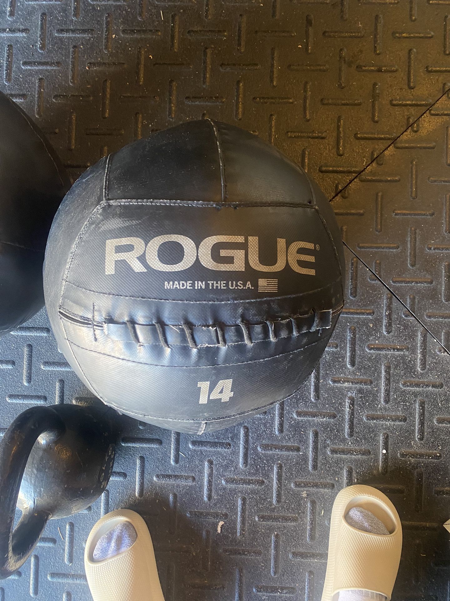 14lb Rogue Ball