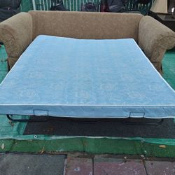 Smoke Free Pet Free Couch Bed I Sell All The Time Very Clean 