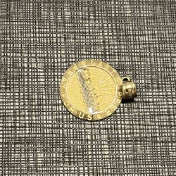 Gold Last Supper pendant 