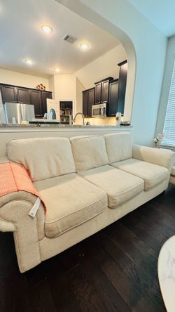 Couch \  Sofa