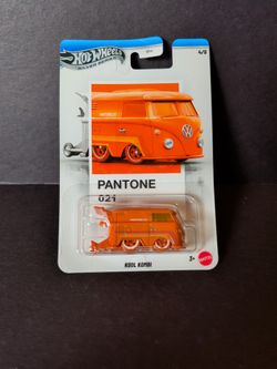 Hot Wheels Silver Series Pantone Kool Kombi 
