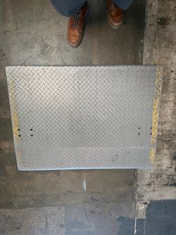 Metal ramp