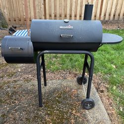 Char-Broil Charcoal BBQ