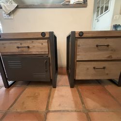 Set Of End Tables 