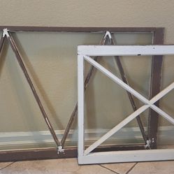 Vintage Wood Window Frames – Farmhouse / Shabby Chic Decor (Set of 2)