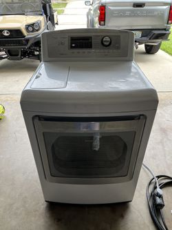 Lg Dryer Works Great Plugged In For Demonstration