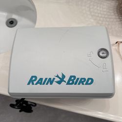 RAIN BIRD SPRINKLER TIMER