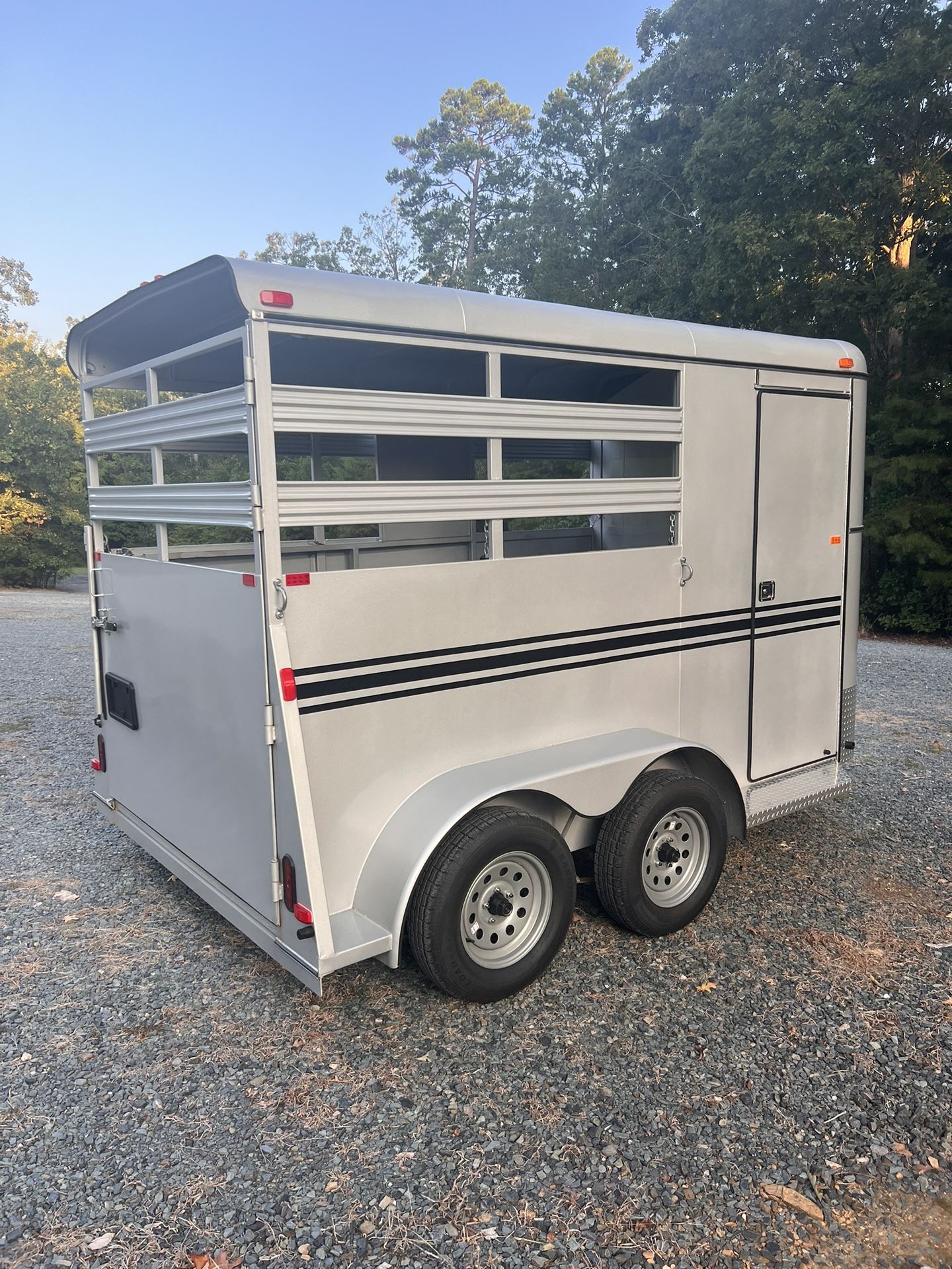 2 Horse Trailer