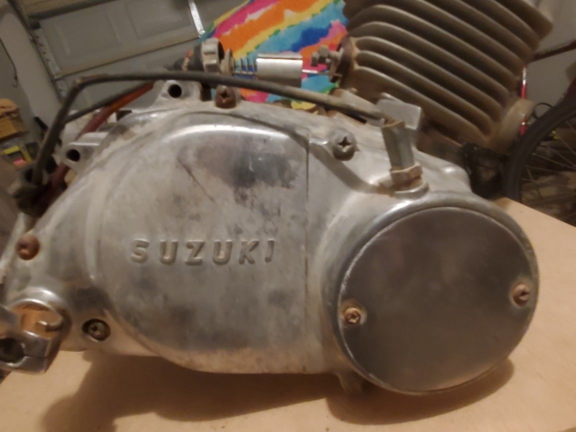 VINTAGE ANTIQUE SUZUKI K10 MOTORCYCLE PARTS BIKE 1960s