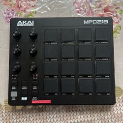 AKAI Professional MPD218 