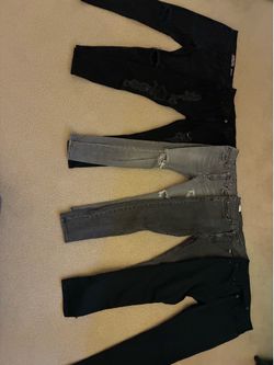 5 Levi’s jeans