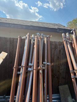 Postes Galvanizados de 8 Ft de largo