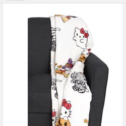 Hello Kitty Halloween Blanket