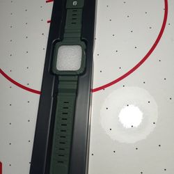 BRAND NEW! Green Apple Watch Band With Protector Case
