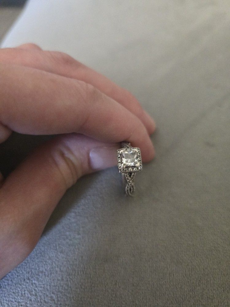 Womans Ring