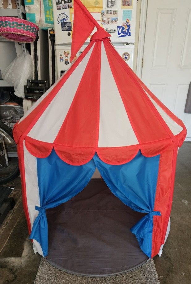 Kids Tent. $10