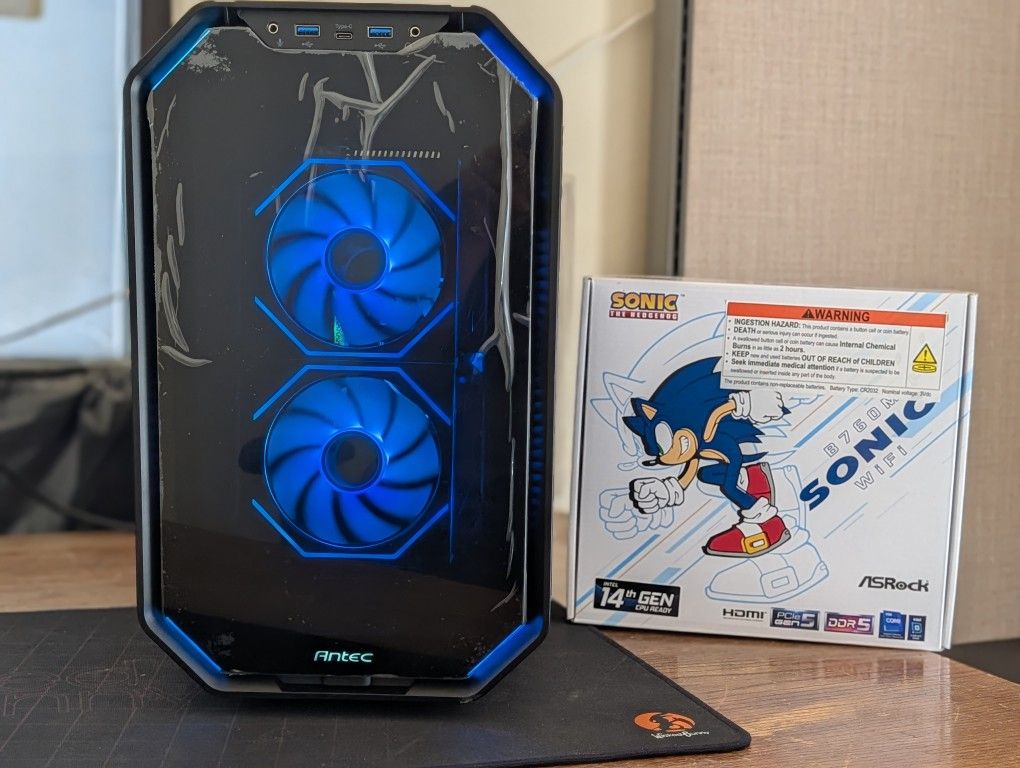 Intel Core i7 12700kf + AMD Radeon RX 6600 XT RGB Gaming Desktop PC Computer