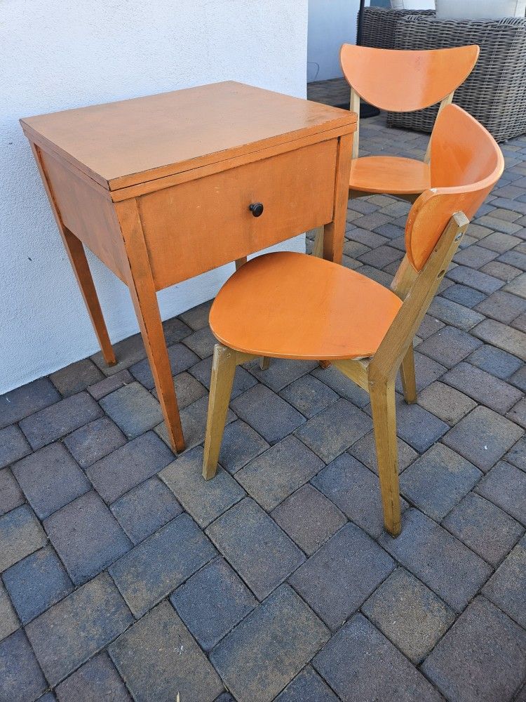 Beach Inspired Small Desk / Nightstand And Chair