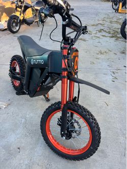 Electric Dirtbike 37MPH brand new Tuttio