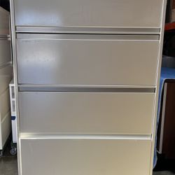 Lateral File Cabinets 