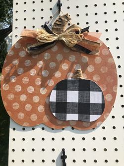 Adorable Pumpkin Door Hanger