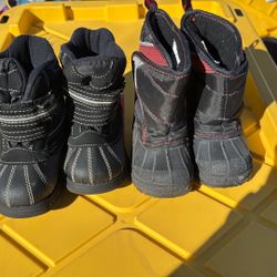 Kids Snow Boots Size 9 And 5