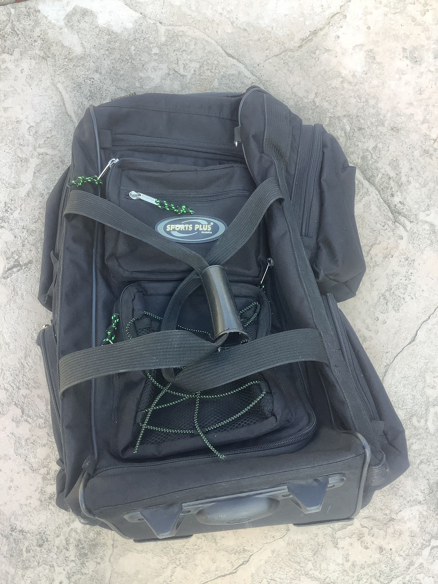 Olympia Sports Plus Rolling Duffle Bag Suitcase Black Green 30in