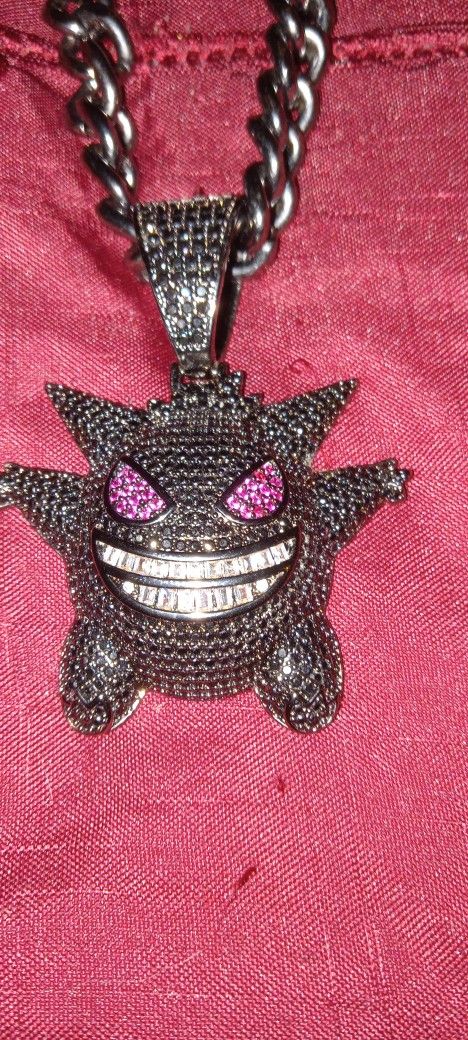 Metallic black
Stainless steel Chain with Crystal gangard