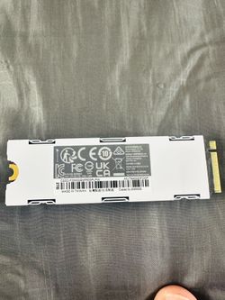 Corsair MP600 PRO LPX 1TB M.2 NVMe PCIe x4 Gen4 SSD - Optimized for PS5 (Up to 7,100MB/sec ) Used Very New