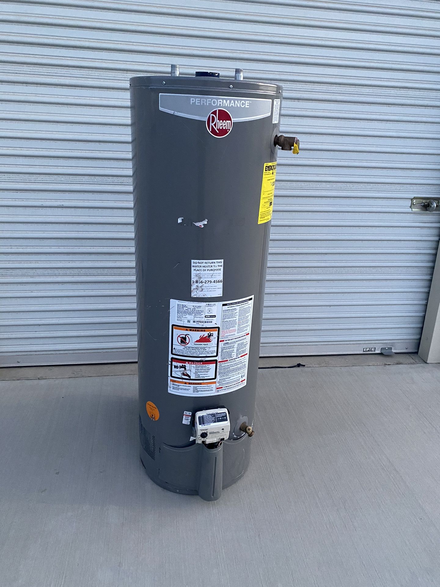40 gallon Water Heater 