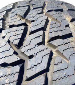 (ONE TIRE) 275 65 18 BACK COUNTRY TIRE WITH 100% TREAD  - DEAN TIRES