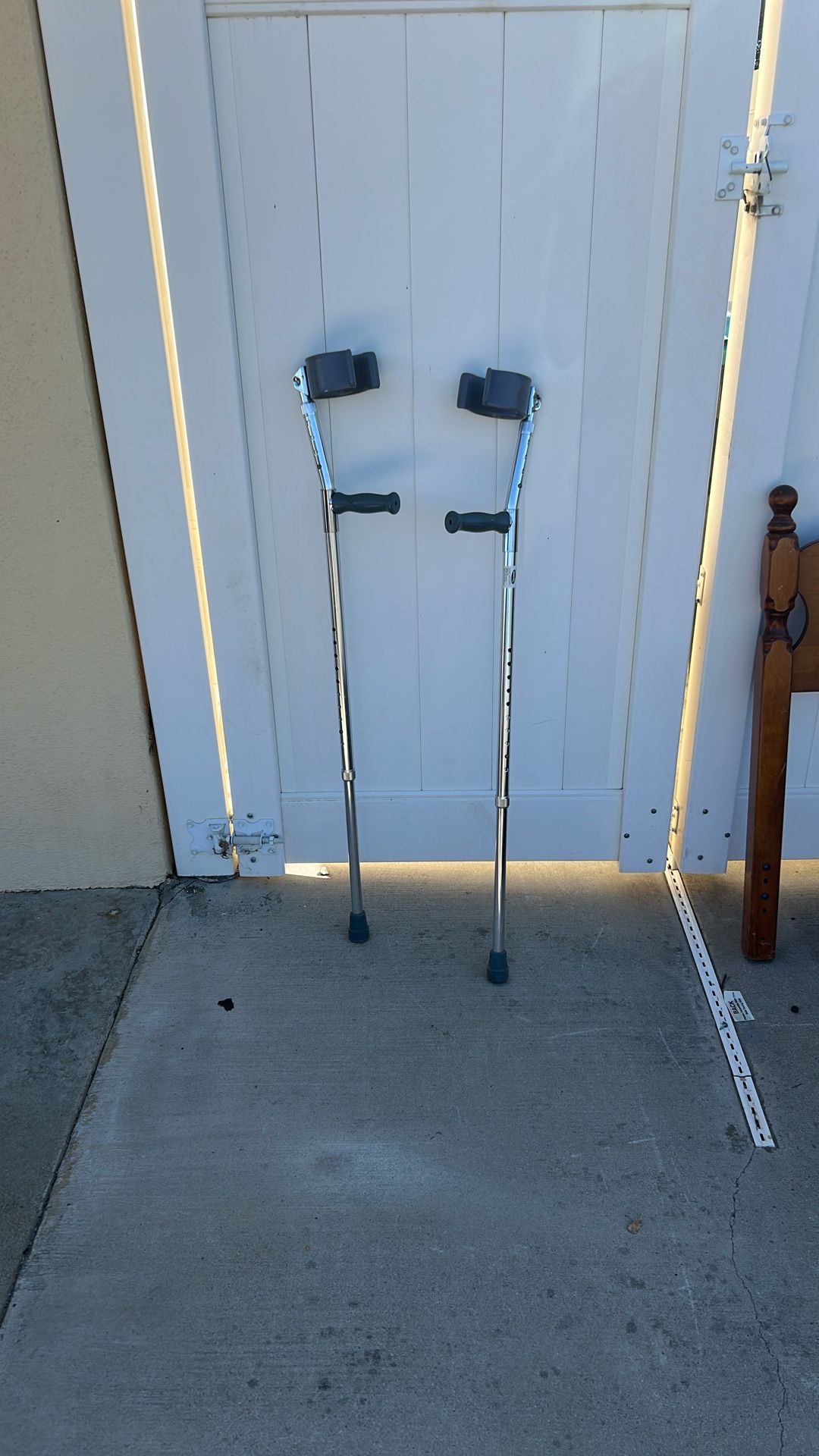 Invacare Walking Crutches Sturdy