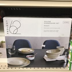 16pc Stoneware Solene Round Dinnerware Set Gray/White - Project 62M