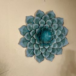 Metal Flower Wall Decor