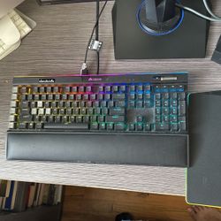 Corsair Metal Keyboard With RGB