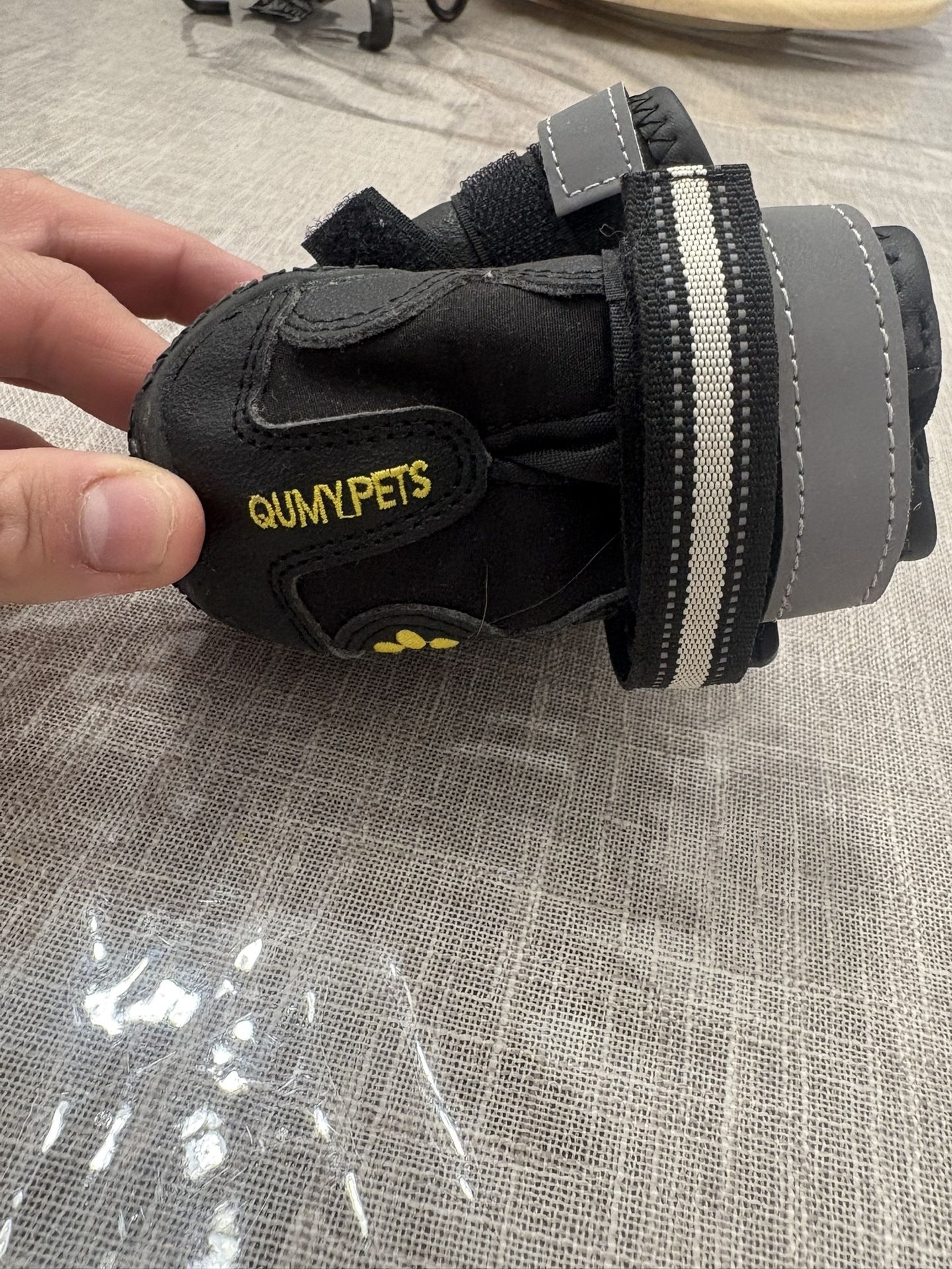 Qumypets Dog Shoes