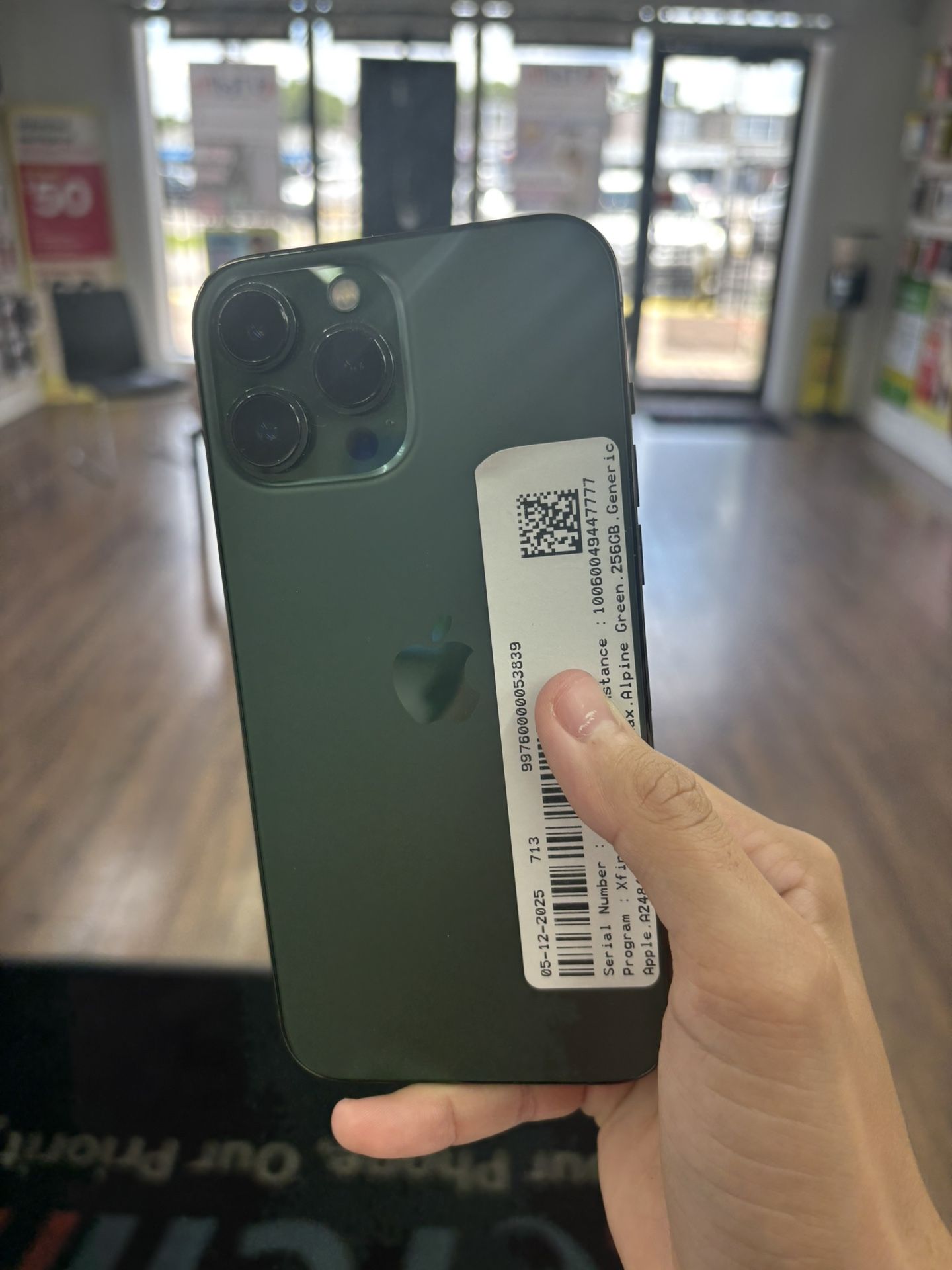 iPhone 13 Pro Max Unlocked 256gb $99 Down