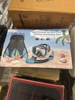 Ubekezele Snorkeling Gear for Adults 4in1 Set with Mask Snorkel Panoramic view diving mask with anti-fog & anti-leak, dry top snorkel, fins and travel