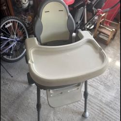 Gray/ white highchair
