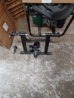 Bike Trainer Stationary Bike For 26-28" Wheels