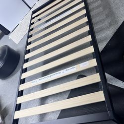 Twin Wood Platform Bed Frame 