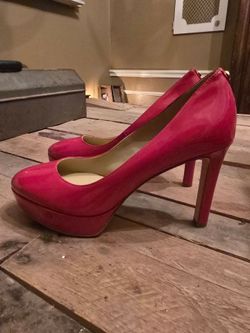 Women's Michael Kors heels sz 7.5 like new