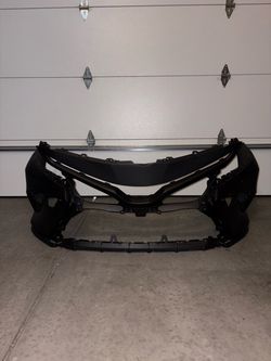 Toyota Camry SE Front Bumper Cover