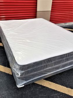 NEW QUEEN MATTRESS AND BOX SPRING 😉 100% QUALITY & CONFORM 👌