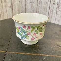 Queen Anne 8538 Vintage Bone China  Pink Flowers Green Teal Leaf Sipper Tea Cup