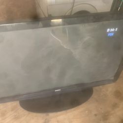 50” Sanyo lCD HDTV 