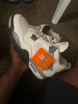 Jordan 4 Cement size 11