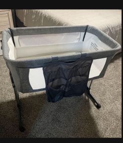 Portable Baby Bassinet- Bedside Bassinet